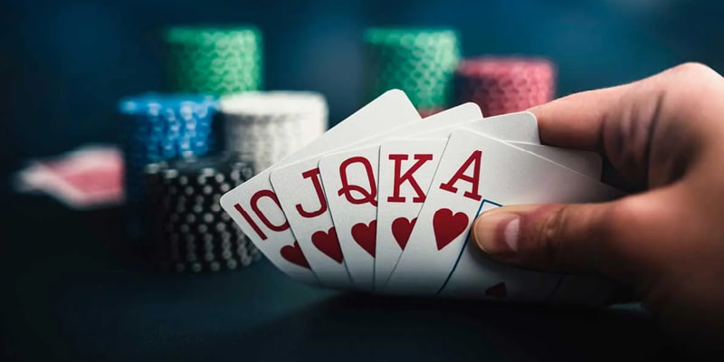 Tìm hiểu về bài Poker online